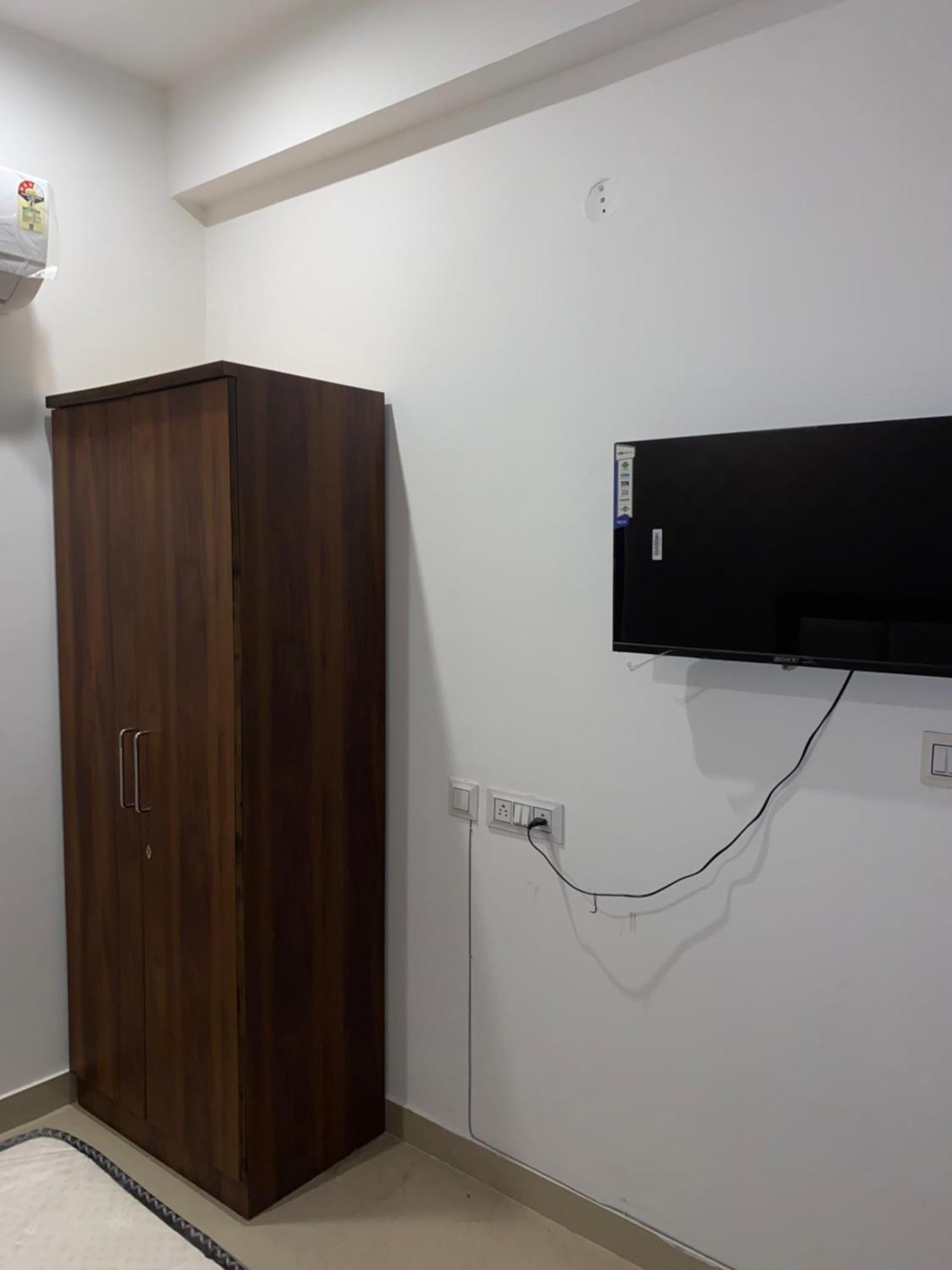 Royal Park Inn Greater Noida Ngoại thất bức ảnh