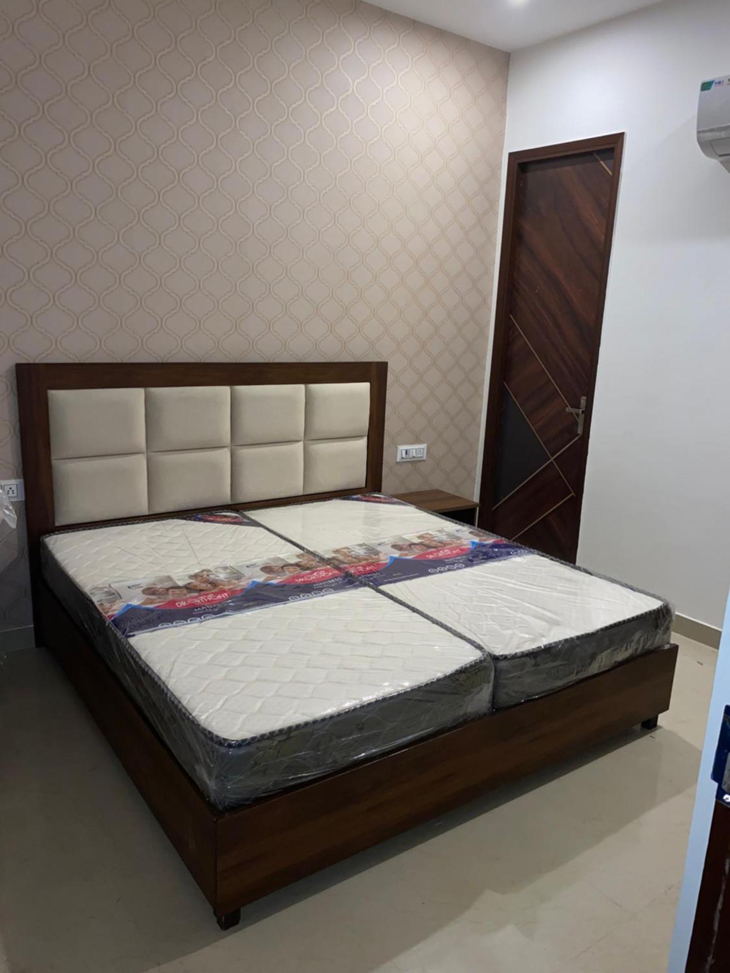 Royal Park Inn Greater Noida Ngoại thất bức ảnh